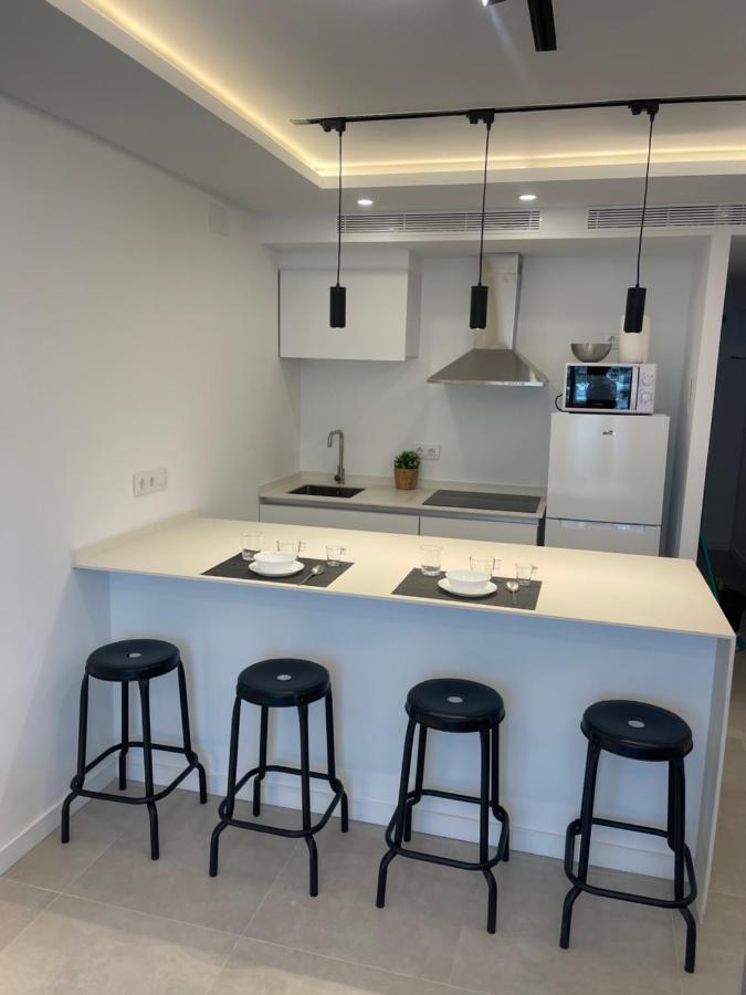 Apartamento Puerto Madeira Roses Eksteriør bilde