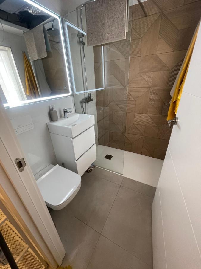 Apartamento Puerto Madeira Roses Eksteriør bilde